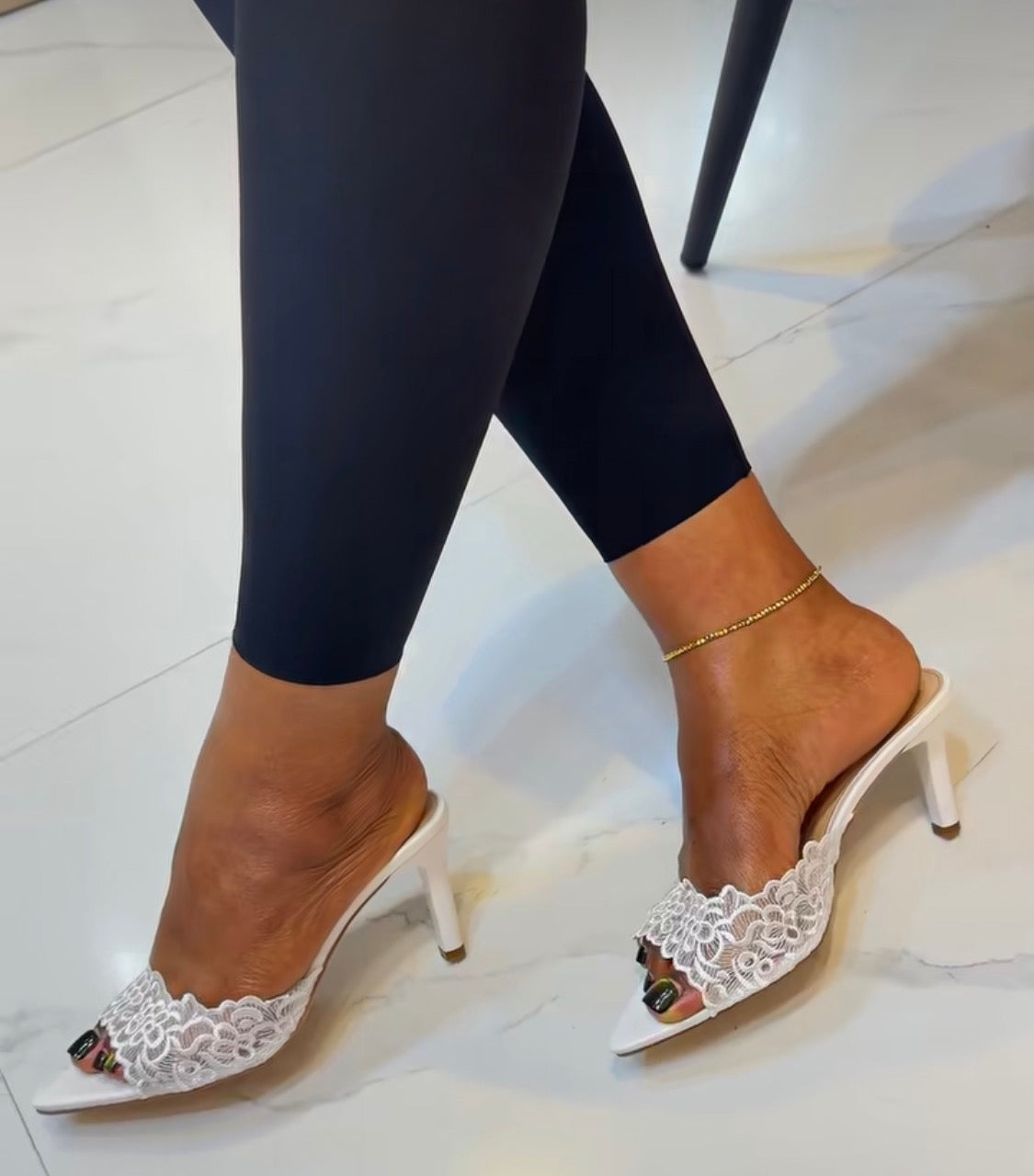 MY QUEEN 09 SHOES
