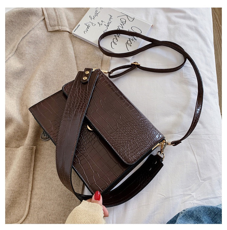 DERA CROC BAG