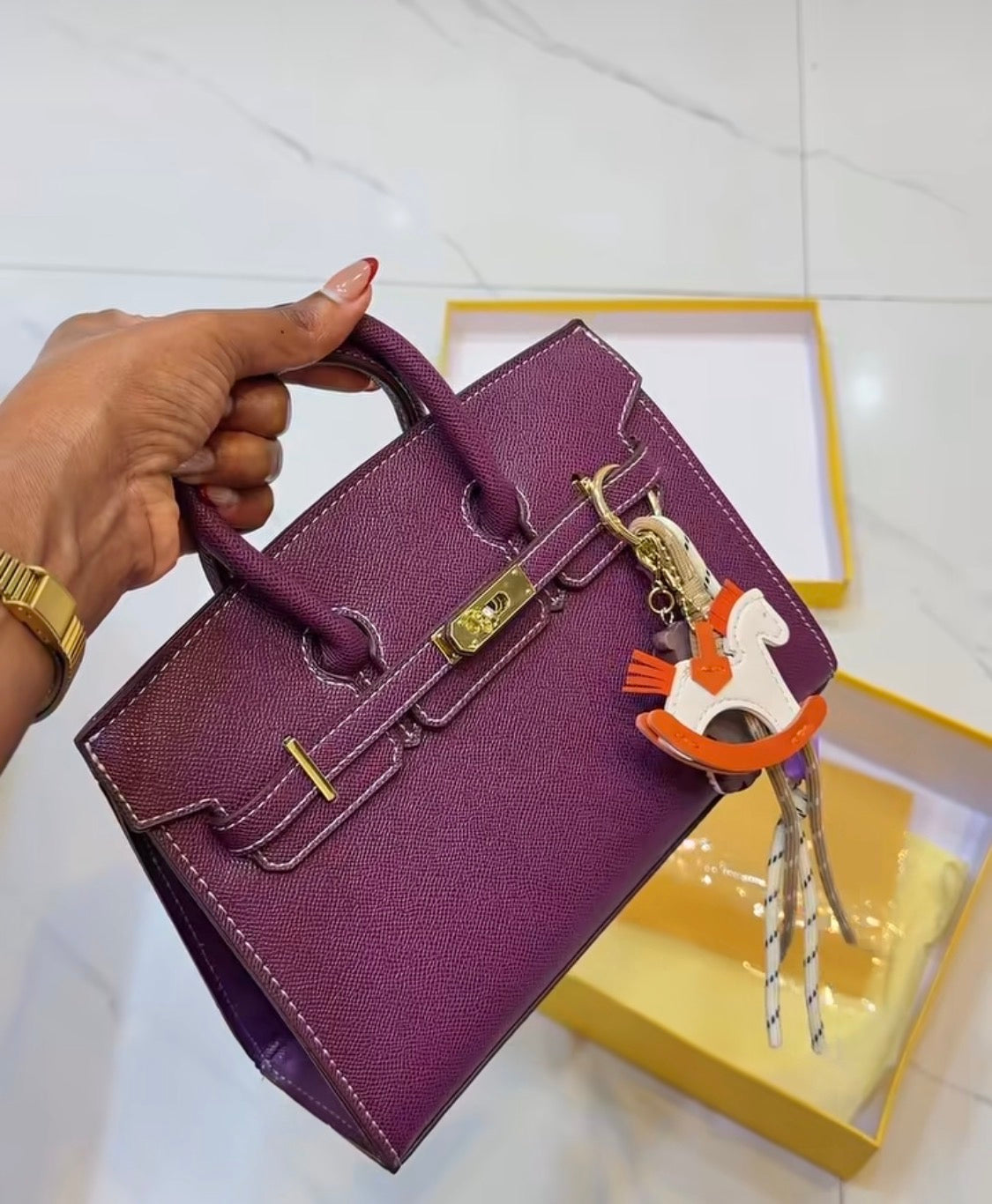 H BOX BAG