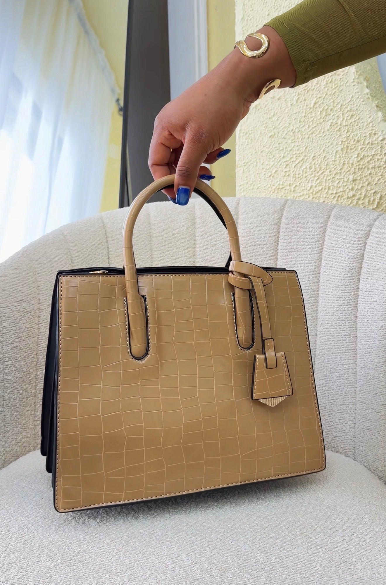 6015# BAG