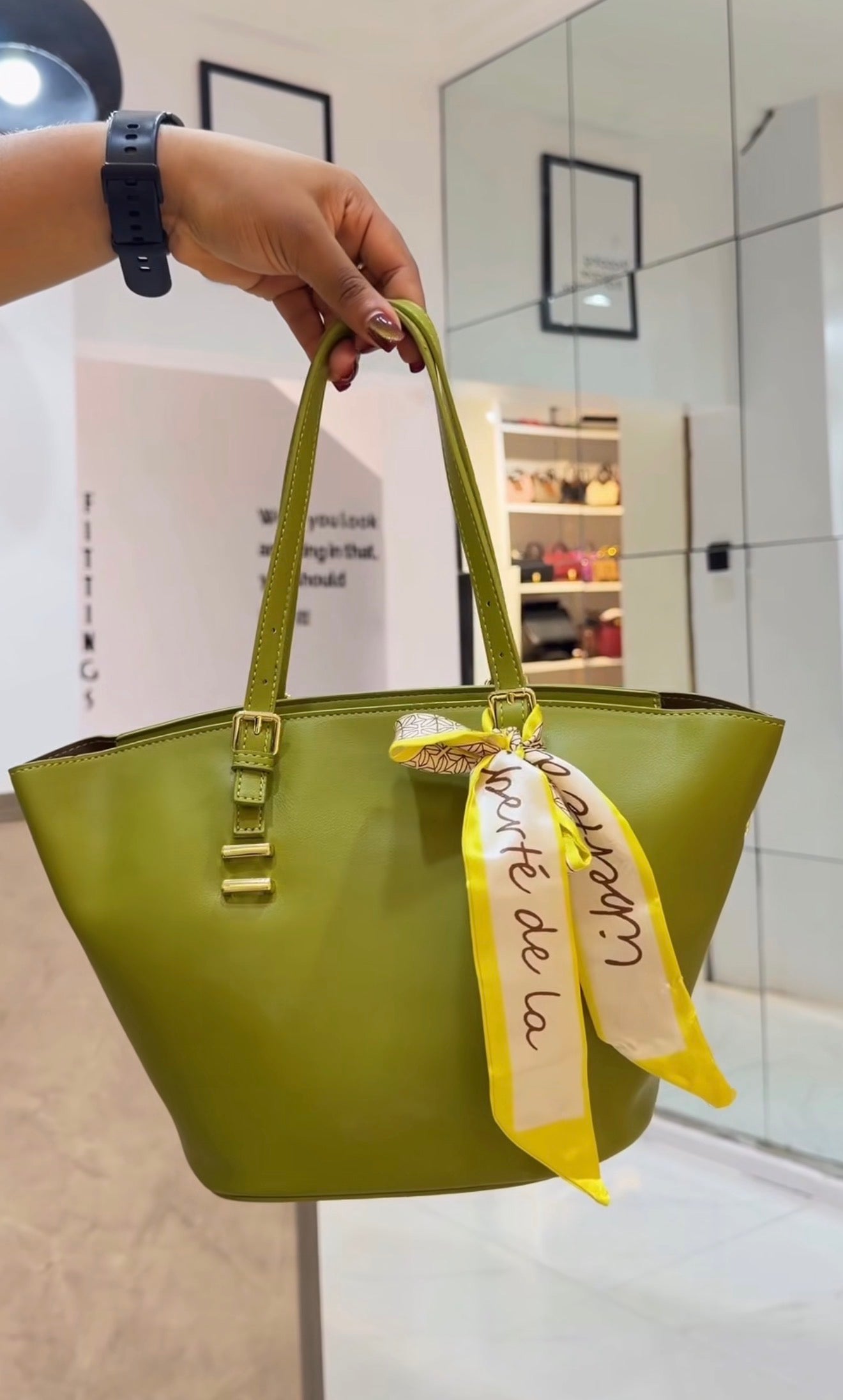 885# BAG