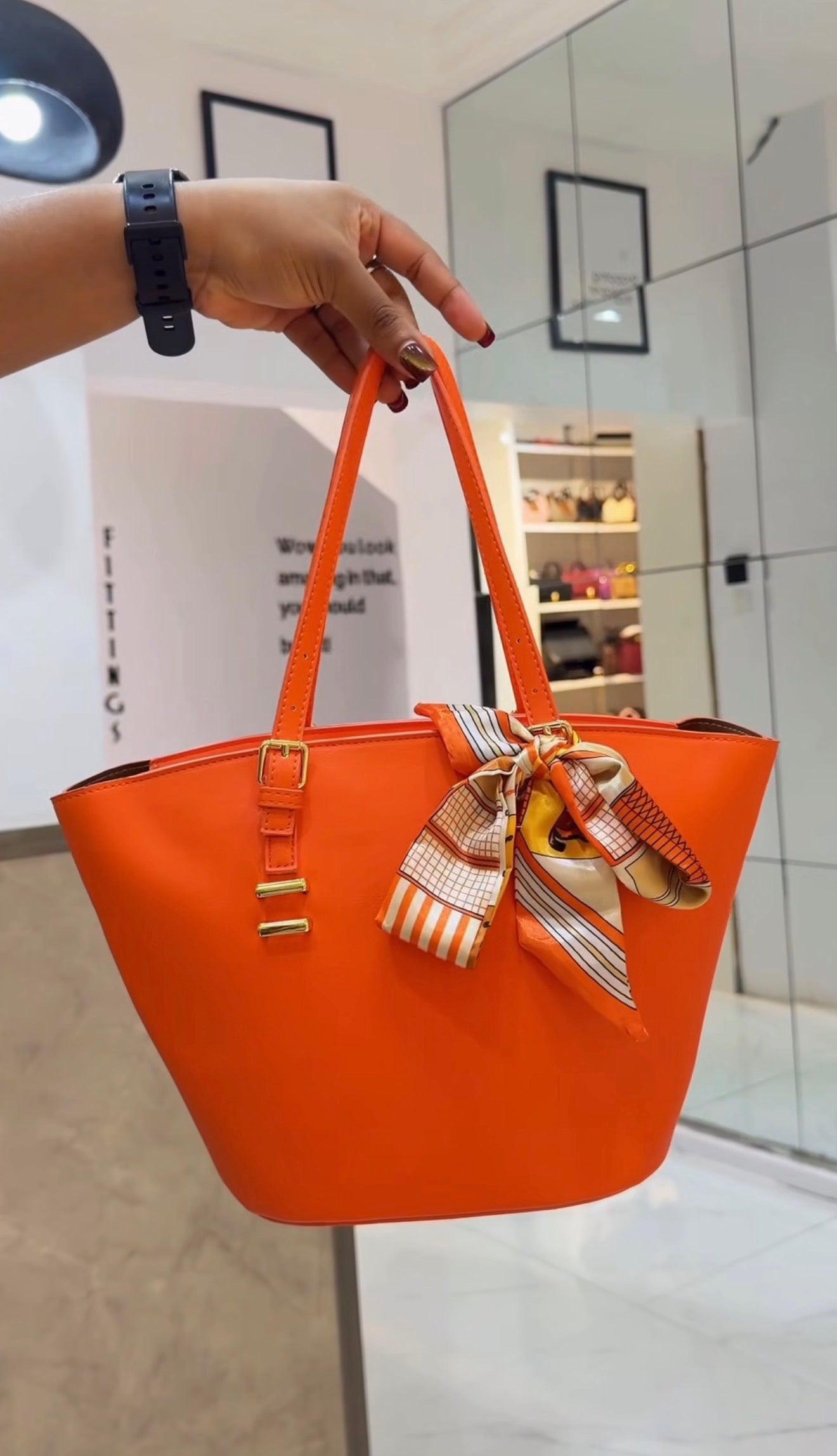 885# BAG