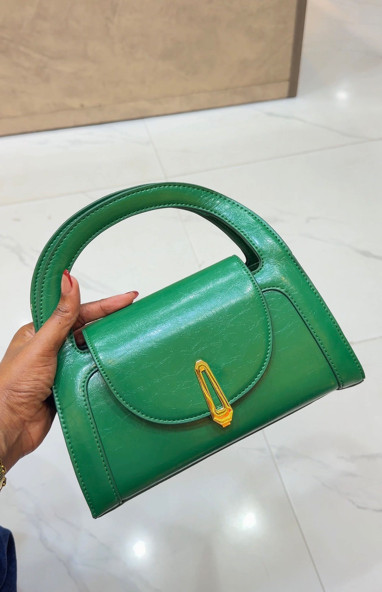895# BAG