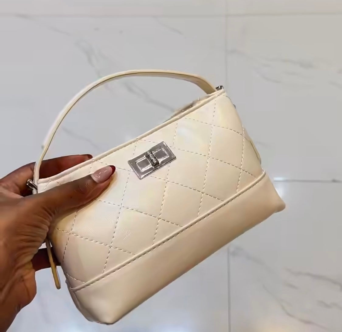 0010# BAG