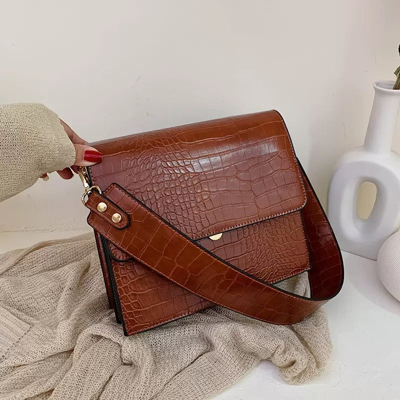 DERA CROC BAG