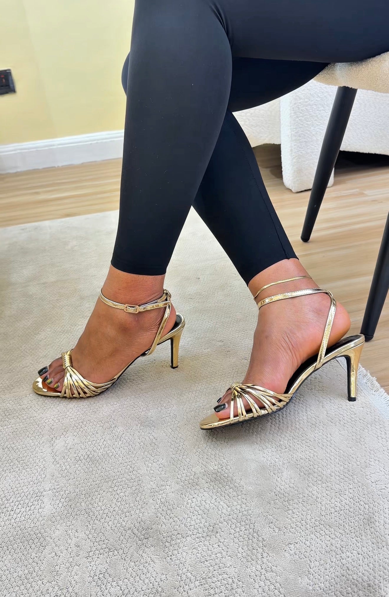 MY QUEEN 08 SHOES