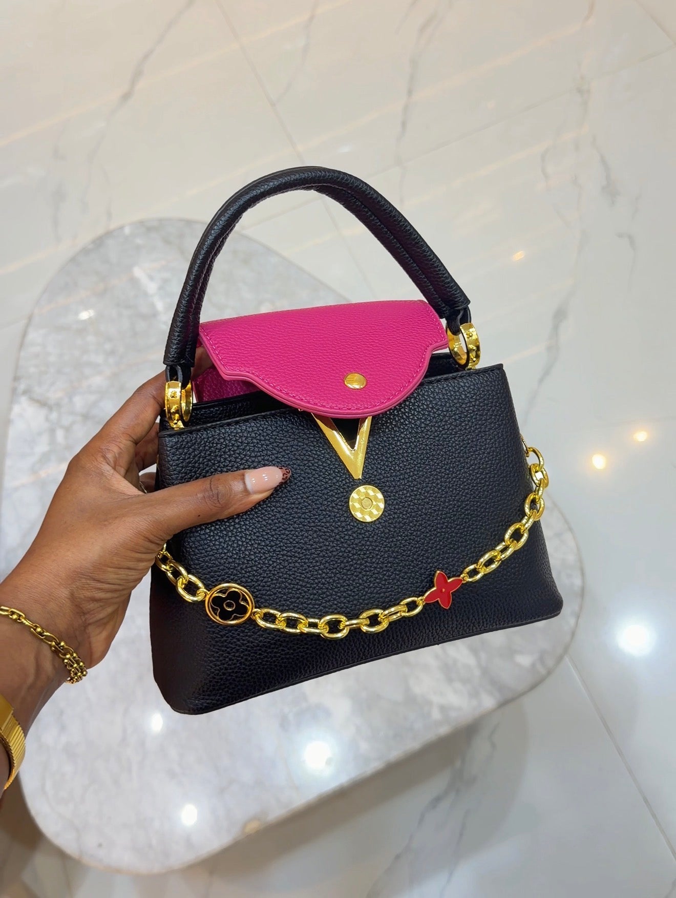 890# BAG